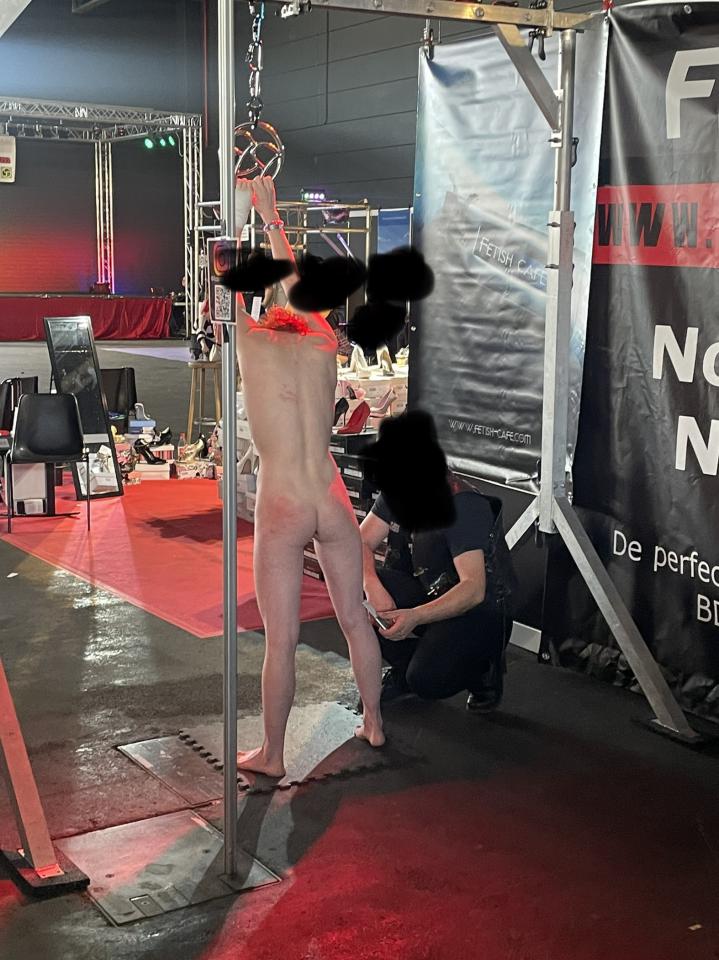 NowLoading...