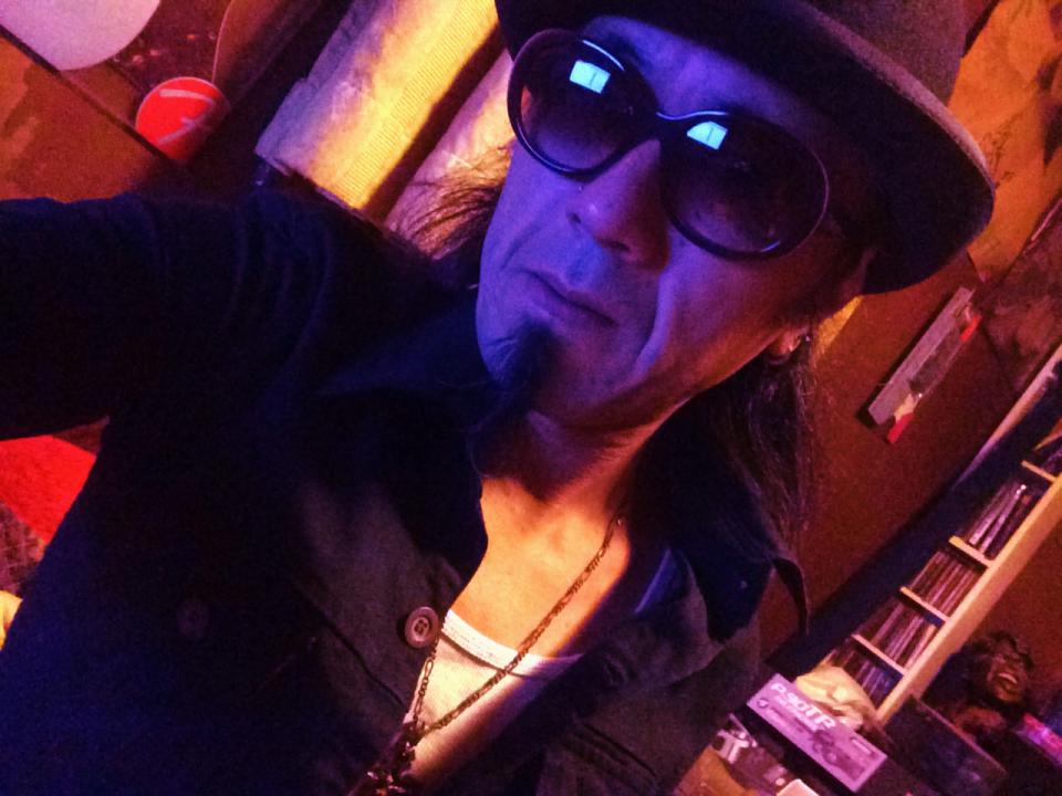 NowLoading...